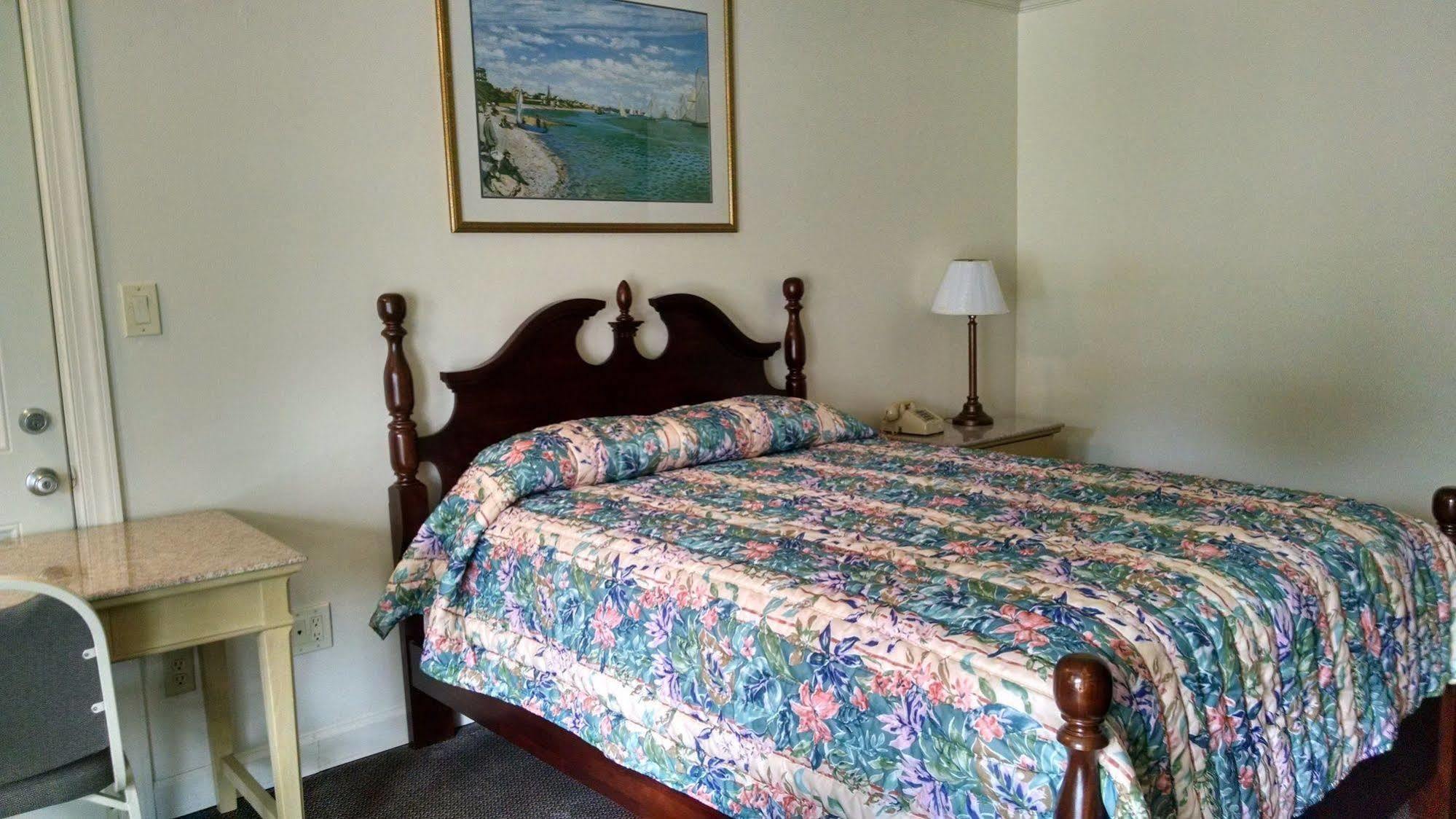 Budget Lodge Newport News Bagian luar foto