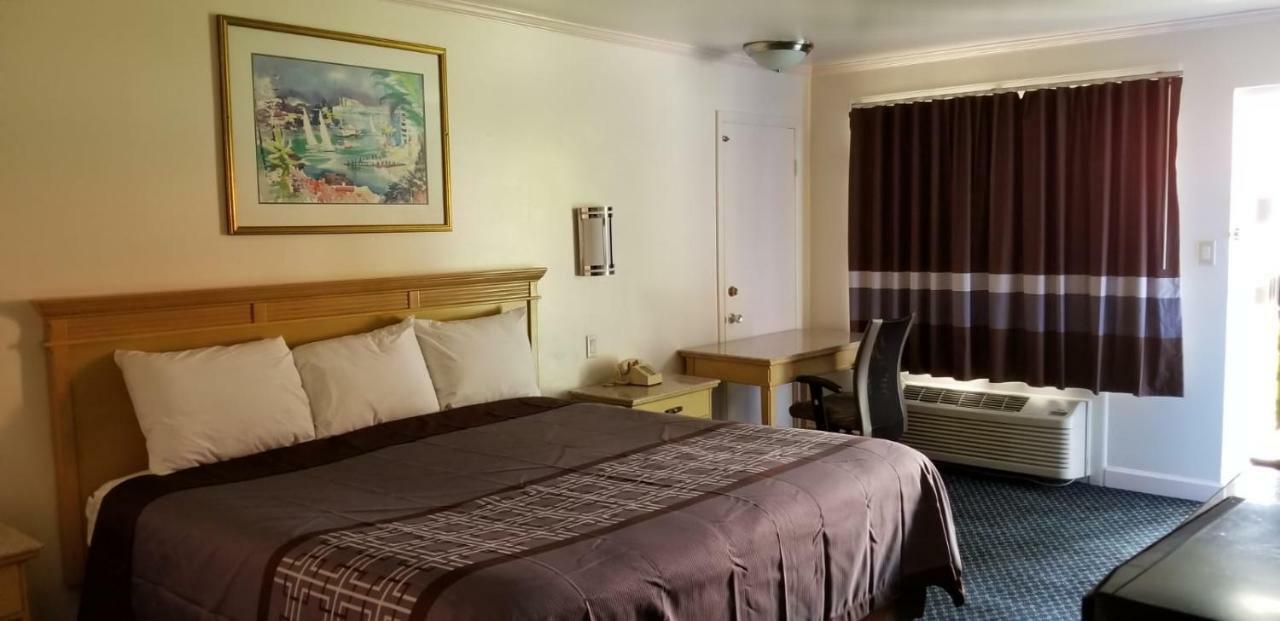 Budget Lodge Newport News Bagian luar foto